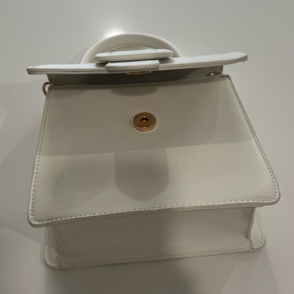 NWOT Lulus Elegant White Handbag - Picture 3 of 8
